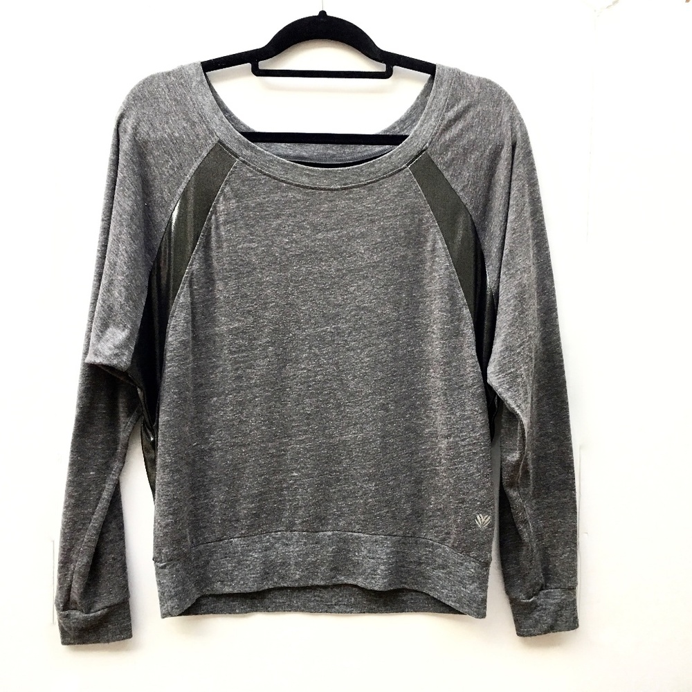 Forever 21 Hther Grey and Metallic Pullover - sz M